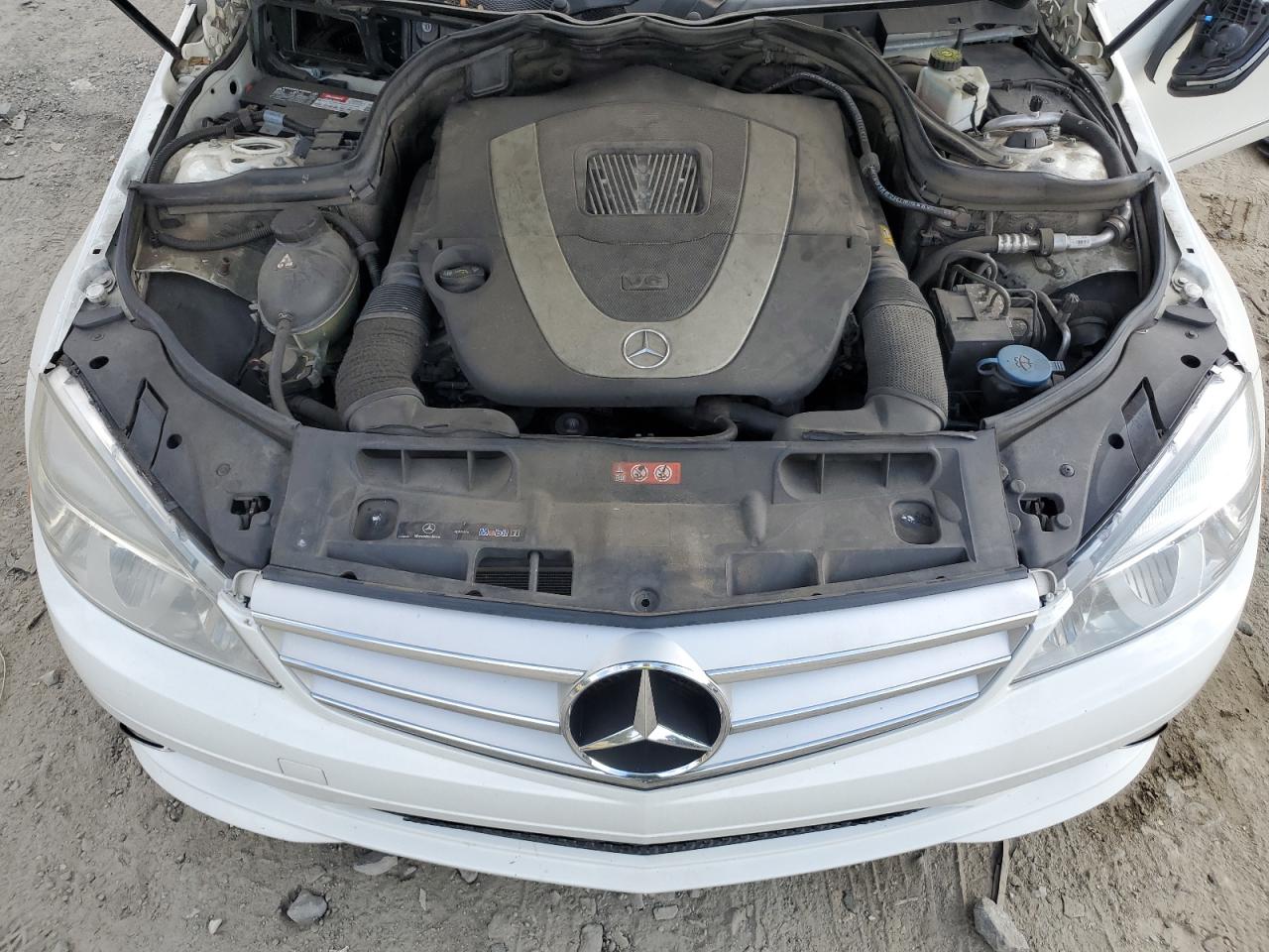 WDDGF81X98F194288 2008 Mercedes-Benz C 300 4Matic