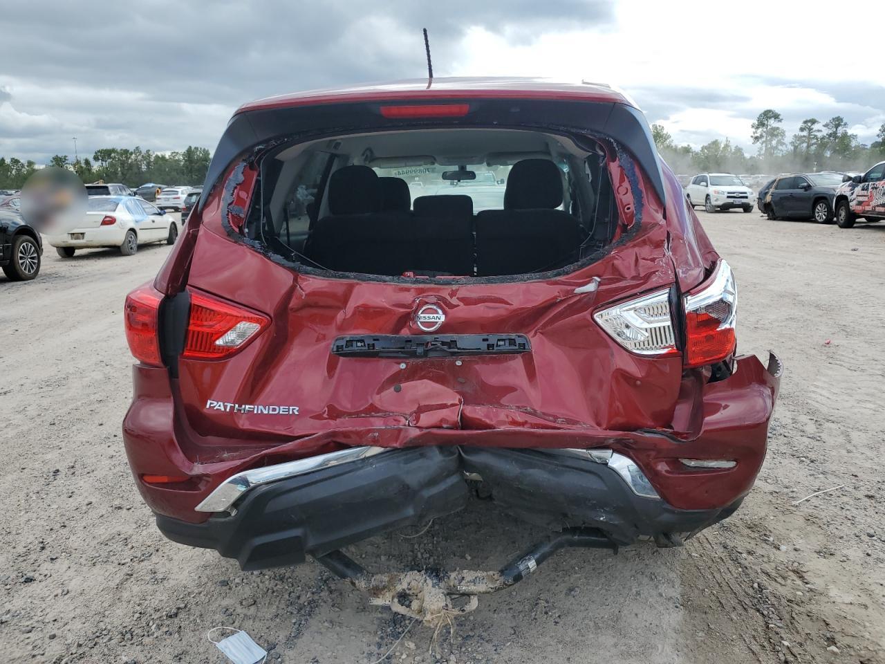 2018 Nissan Pathfinder S VIN: 5N1DR2MN2JC670167 Lot: 70899944