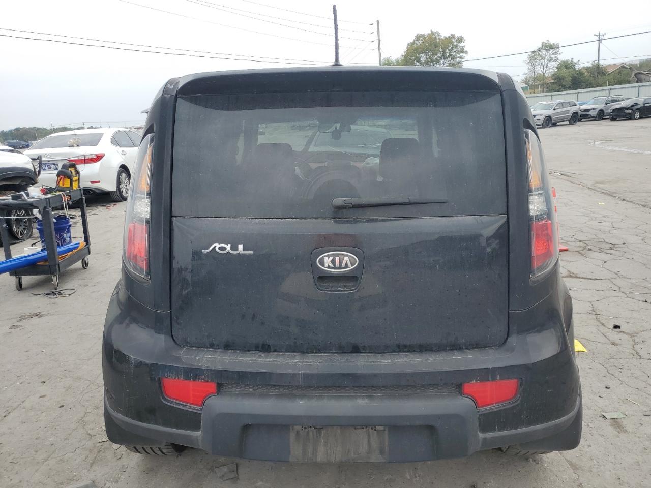 2010 Kia Soul + VIN: KNDJT2A24A7115006 Lot: 71377934