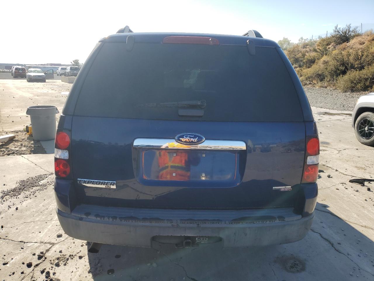 1FMEU73857UB85147 2007 Ford Explorer Xlt