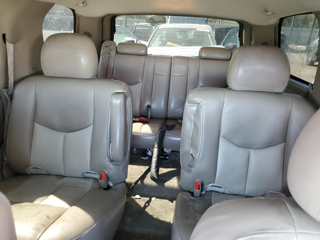 1GKEK63UX4J306709 2004 GMC Yukon Denali