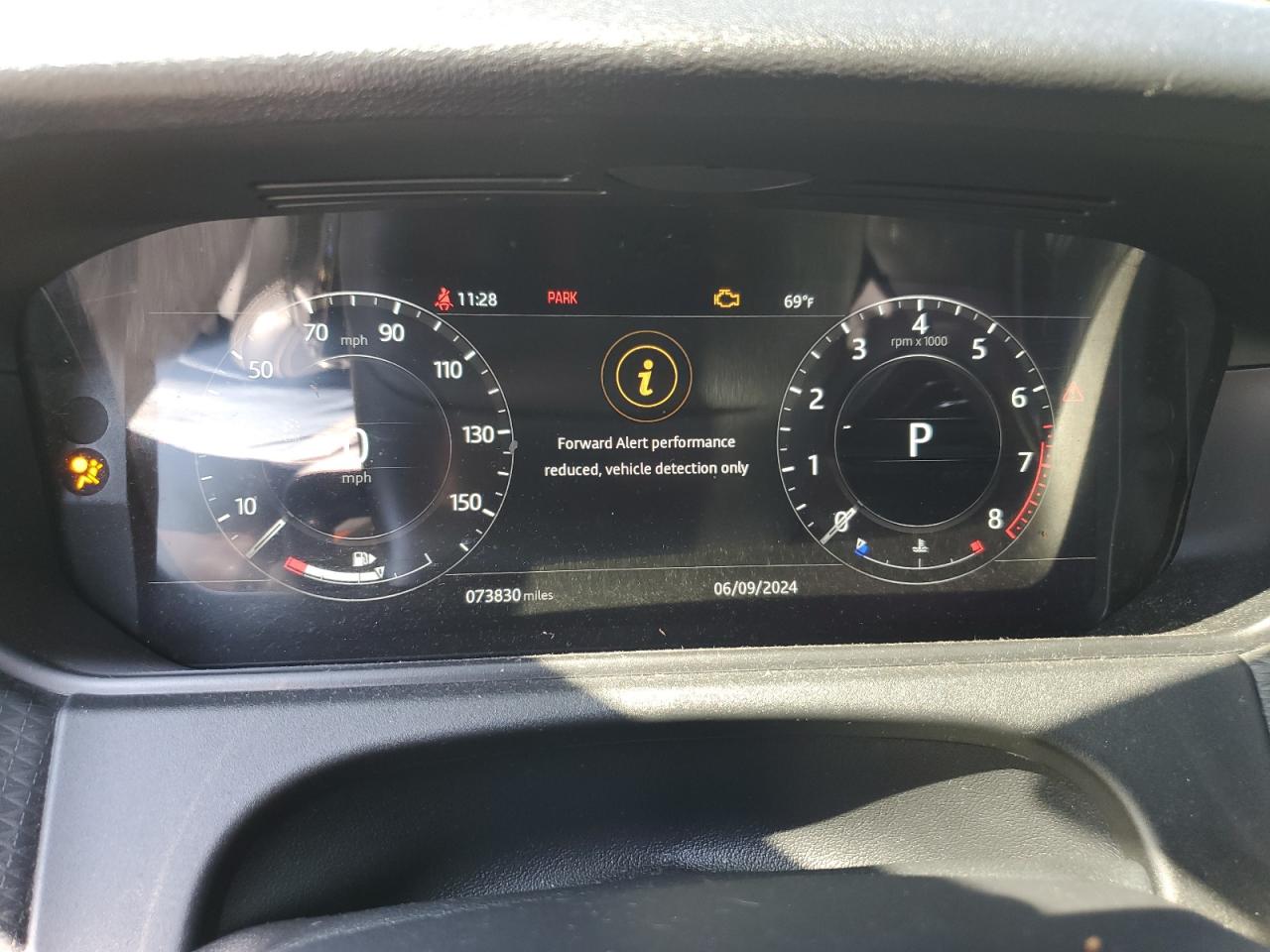 2019 Land Rover Range Rover Velar R-Dynamic Se VIN: SALYL2EX5KA795371 Lot: 70677394