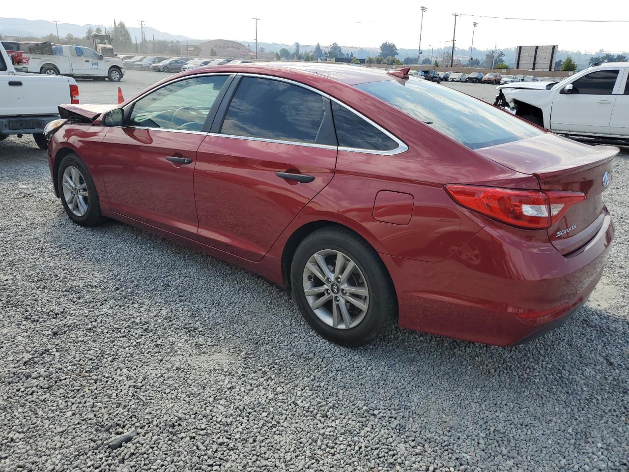 5NPE24AF4GH317092 2016 HYUNDAI SONATA - Image 2