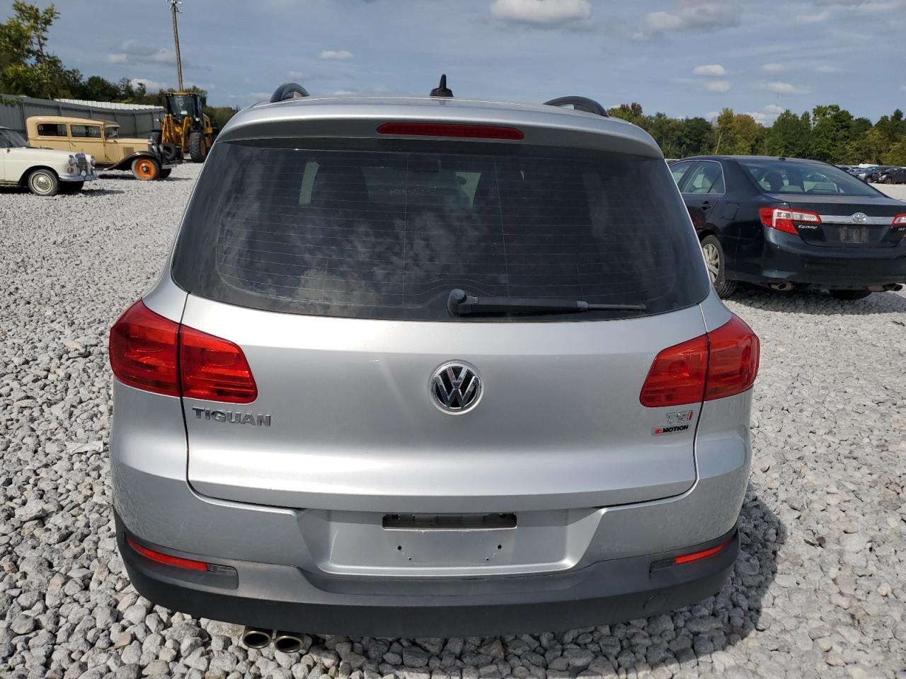 2017 Volkswagen Tiguan S VIN: WVGBV7AX0HK026060 Lot: 71940004