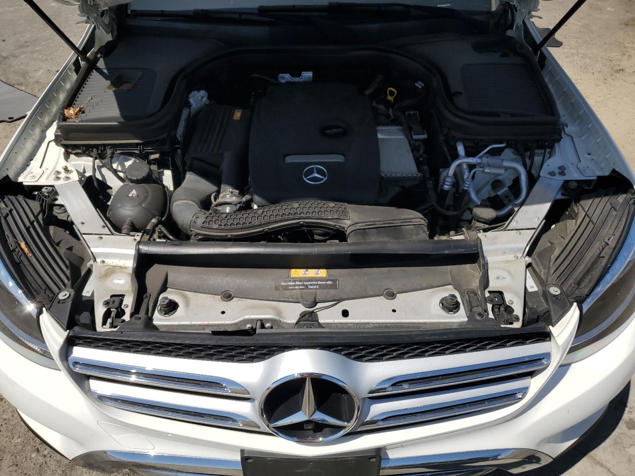 WDC0G4JB5KV132044 2019 Mercedes-Benz Glc 300