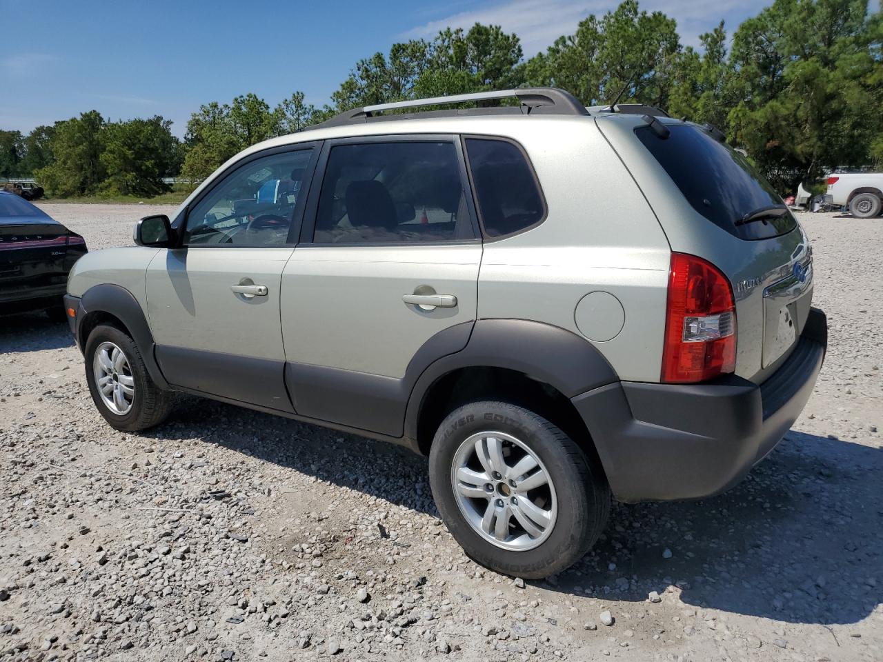 2007 Hyundai Tucson - Image 2