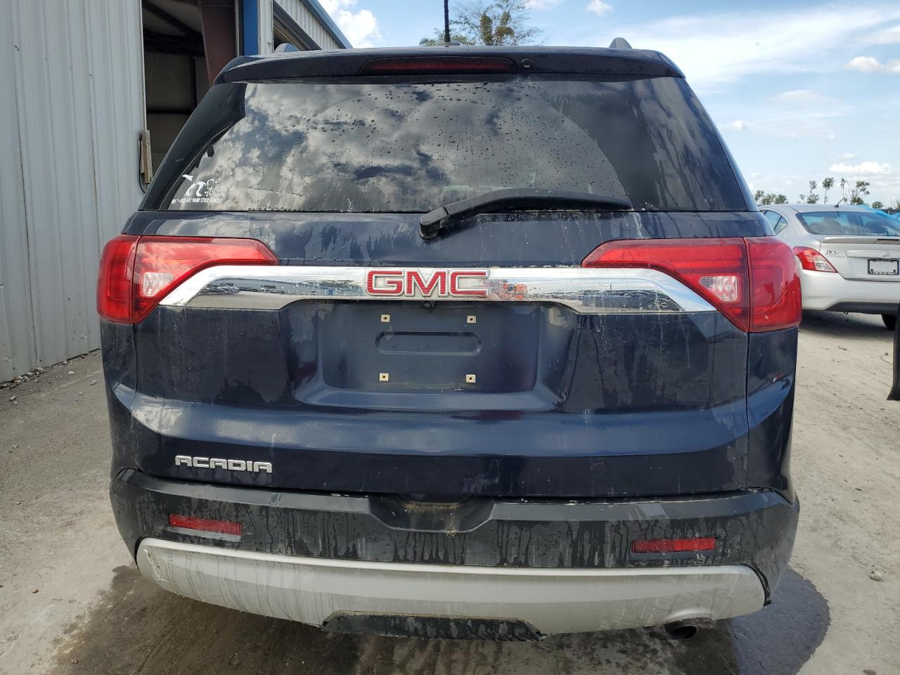 1GKKNLLAXHZ231712 2017 GMC Acadia Sle