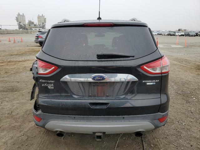  FORD ESCAPE 2015 Czarny