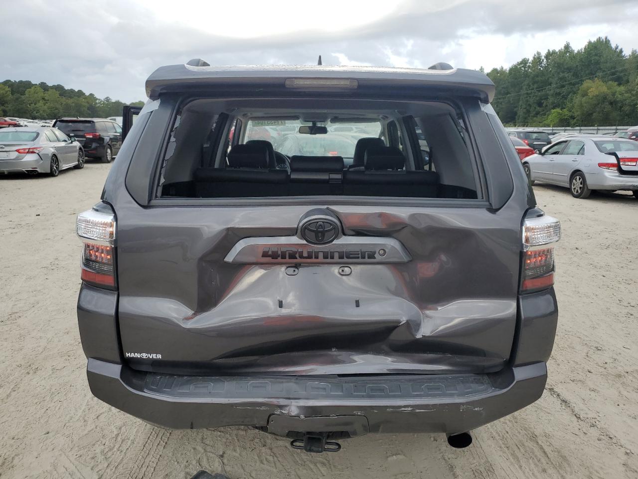 JTEBU5JR8K5700759 2019 Toyota 4Runner Sr5