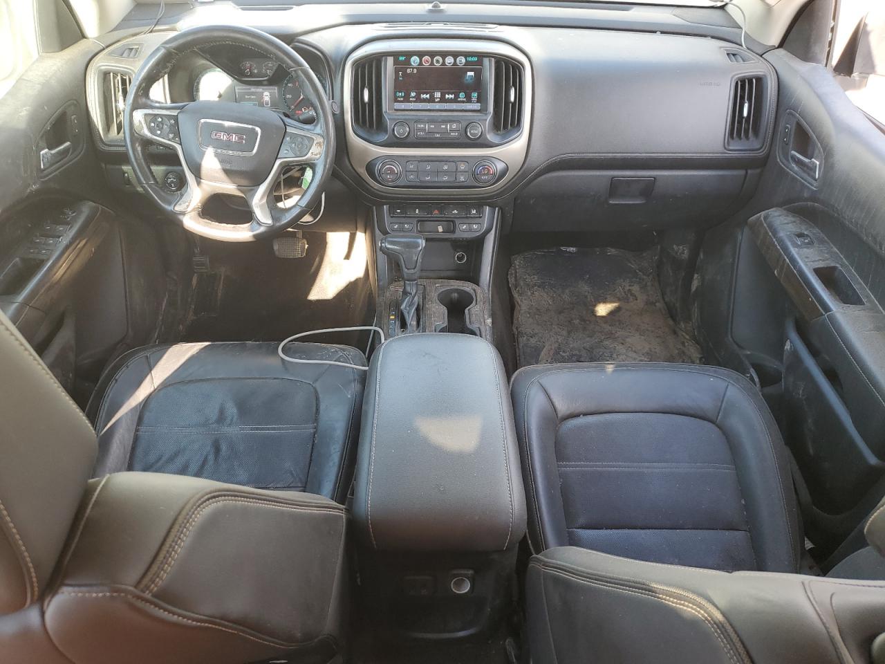 1GTG6EEN3J1262282 2018 GMC Canyon Denali