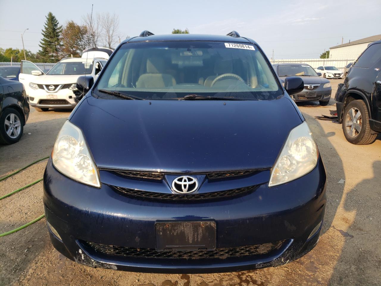 2006 Toyota Sienna - Image 5