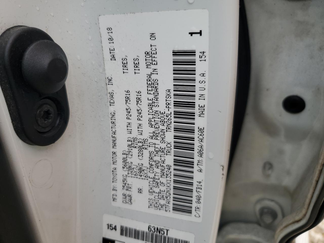 5TFAX5GN1KX135240 2019 Toyota Tacoma Double Cab