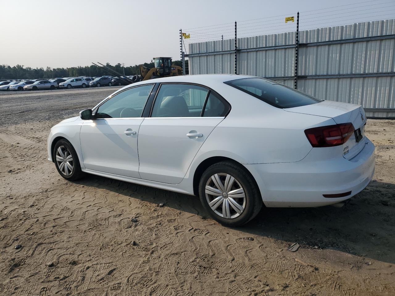 3VW2B7AJ6HM415431 2017 VOLKSWAGEN JETTA - Image 2