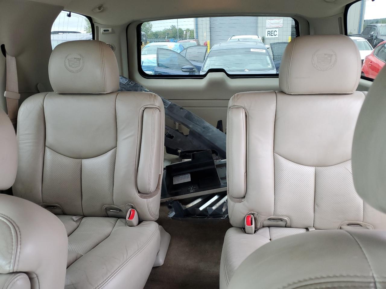 2006 Cadillac Escalade Luxury VIN: 1GYEK63N86R106687 Lot: 72882864