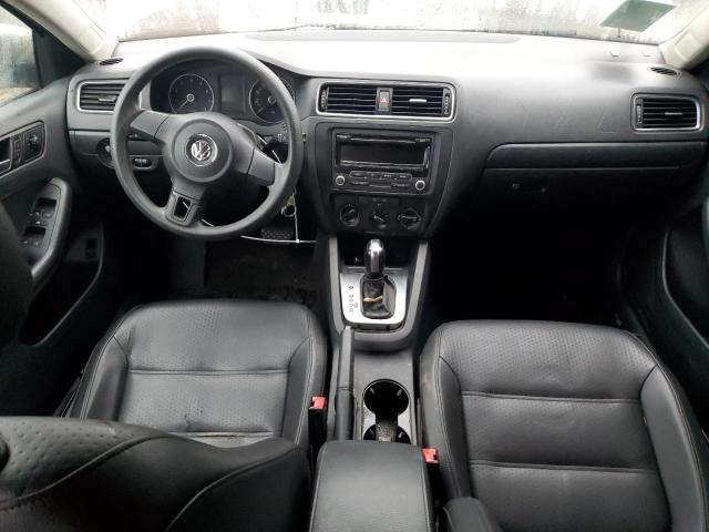 Седани VOLKSWAGEN JETTA 2014 Сріблястий