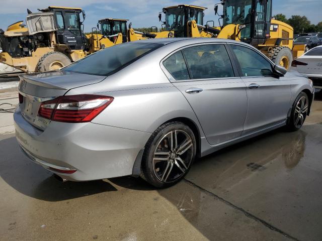 Sedans HONDA ACCORD 2016 Srebrny