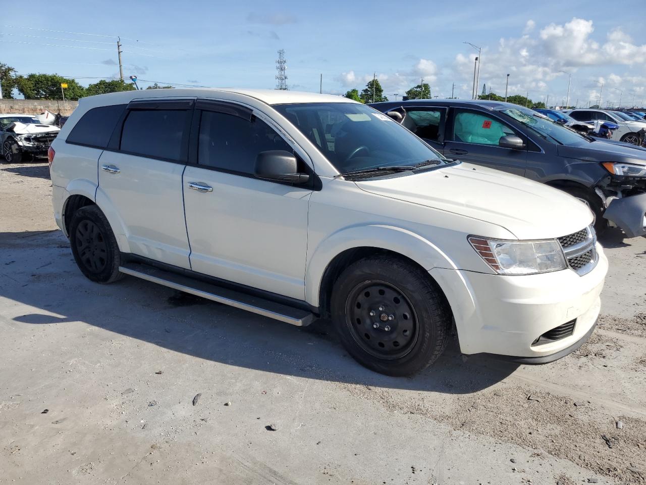 2014 Dodge Journey - Image 4