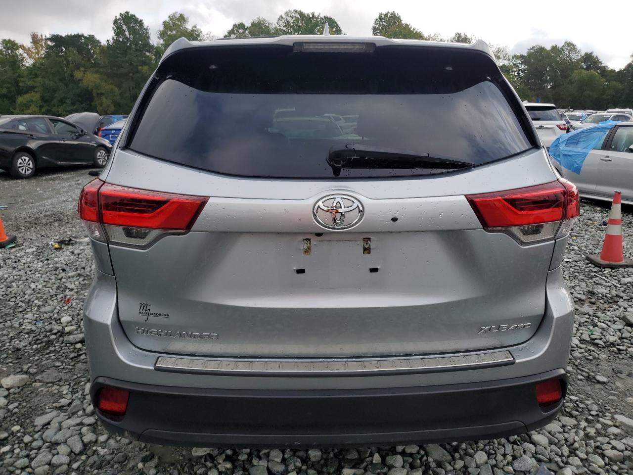 2019 Toyota Highlander Se VIN: 5TDJZRFH7KS563302 Lot: 72828024