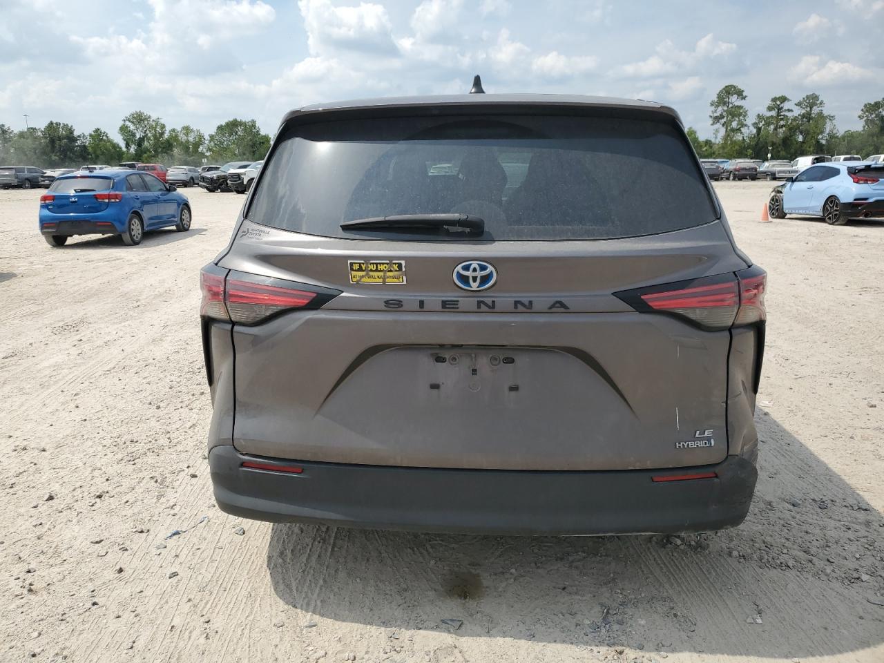 2022 Toyota Sienna Le VIN: 5TDKRKEC7NS117270 Lot: 72627314