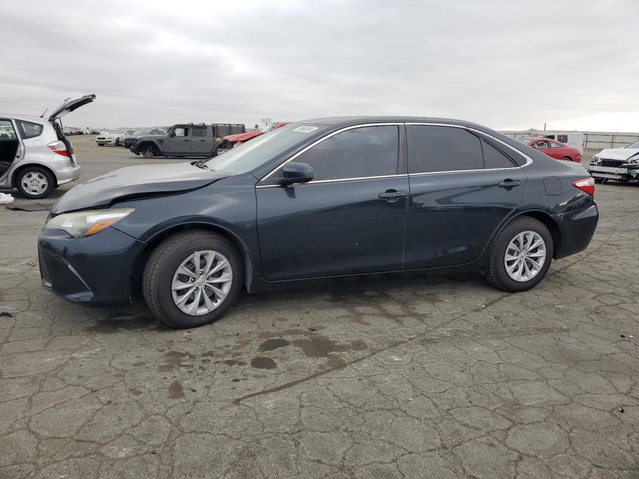 4T1BF1FK9HU781591 2017 TOYOTA CAMRY - Image 1