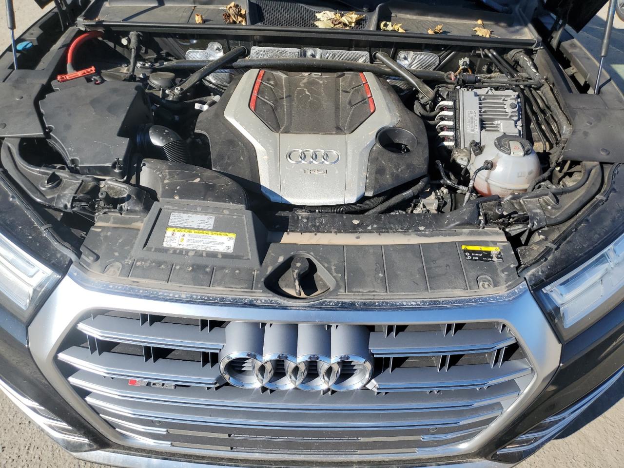 WA1A4AFYXJ2069841 2018 Audi Sq5 Premium Plus