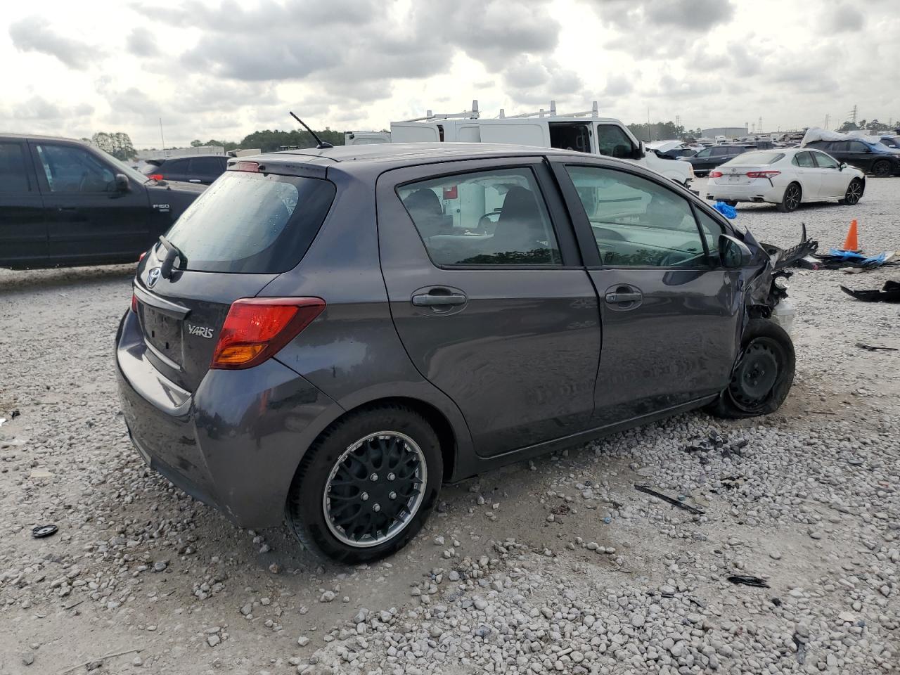 2017 Toyota Yaris - Image 3