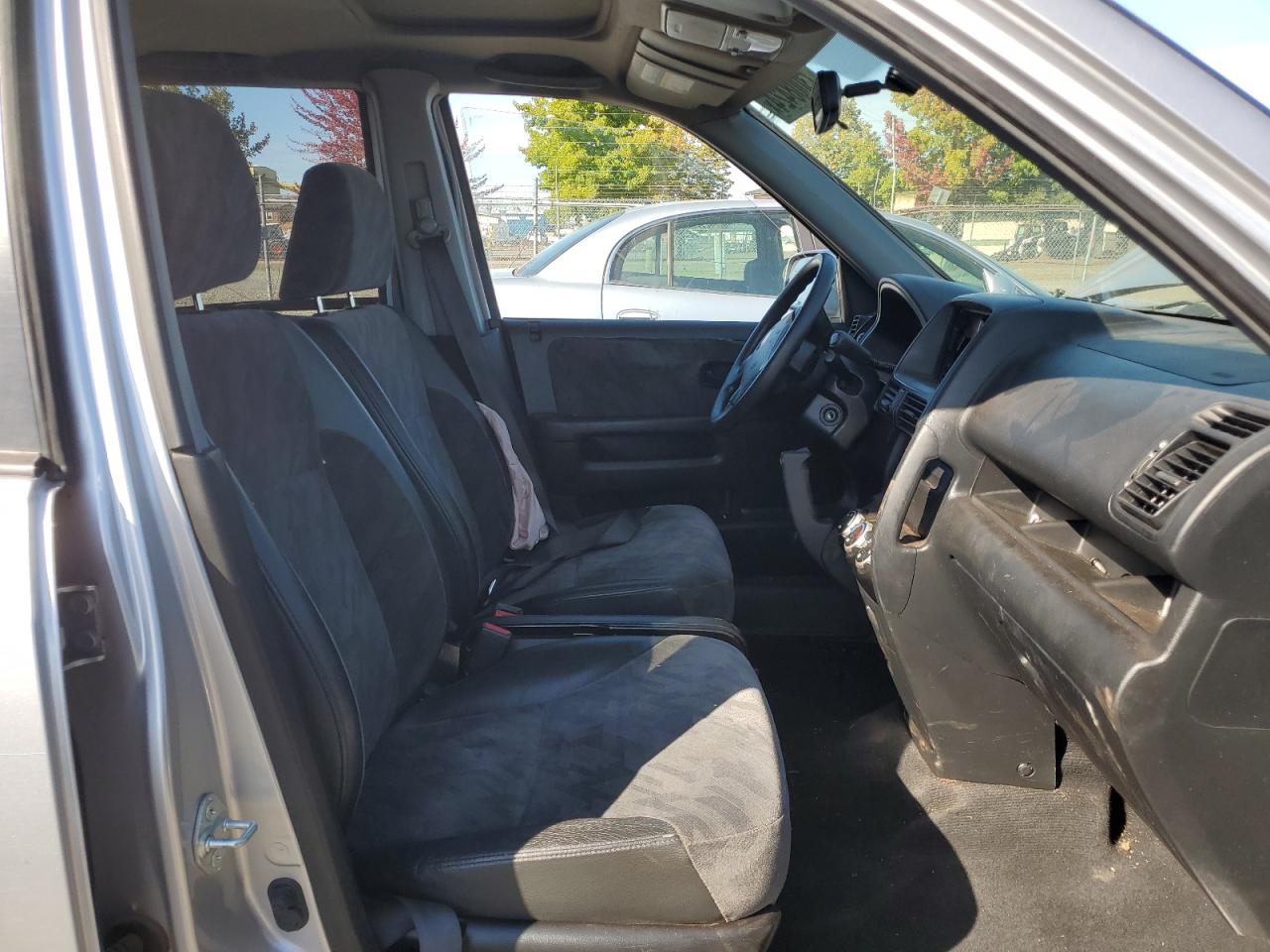 2004 Honda CR-V - Image 7
