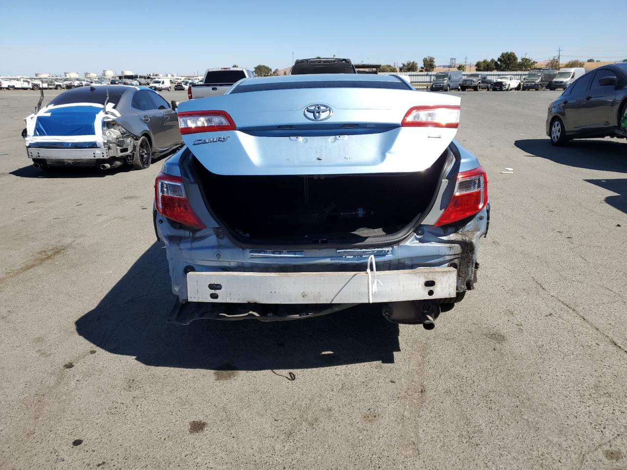 4T4BF1FK3CR227543 2012 Toyota Camry Base