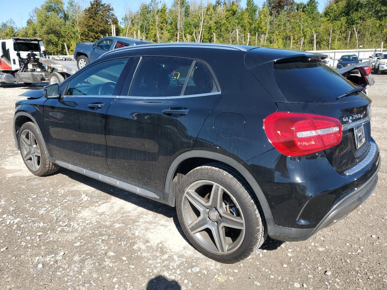 VIN WDCTG4GB7GJ225828 2016 MERCEDES-BENZ GLA-CLASS no.2