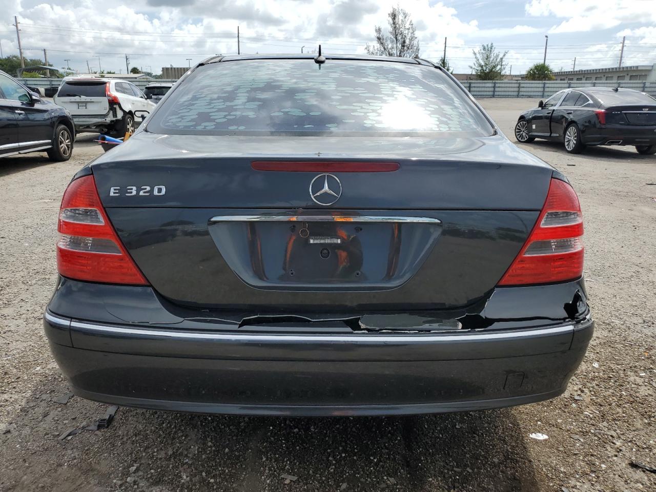 WDBUF65J34A422296 2004 Mercedes-Benz E 320