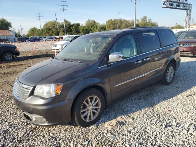 2015 Chrysler Town & Country Touring L на продаже в Columbus, OH - Front End