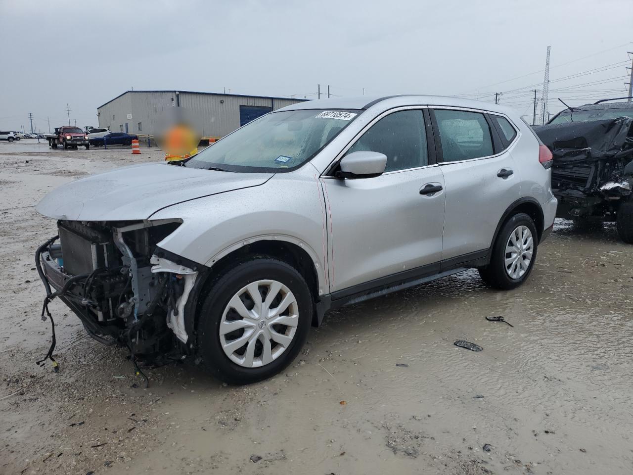 JN8AT2MV1JW311260 2018 NISSAN ROGUE - Image 1