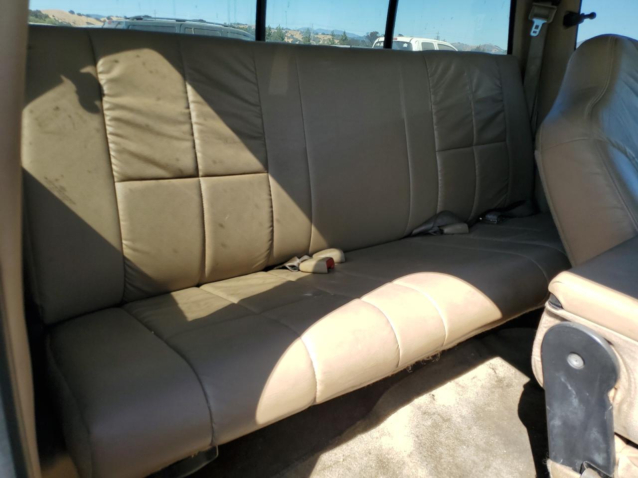 1998 Dodge Ram 2500 VIN: 3B7KC22W7WG155842 Lot: 59343985
