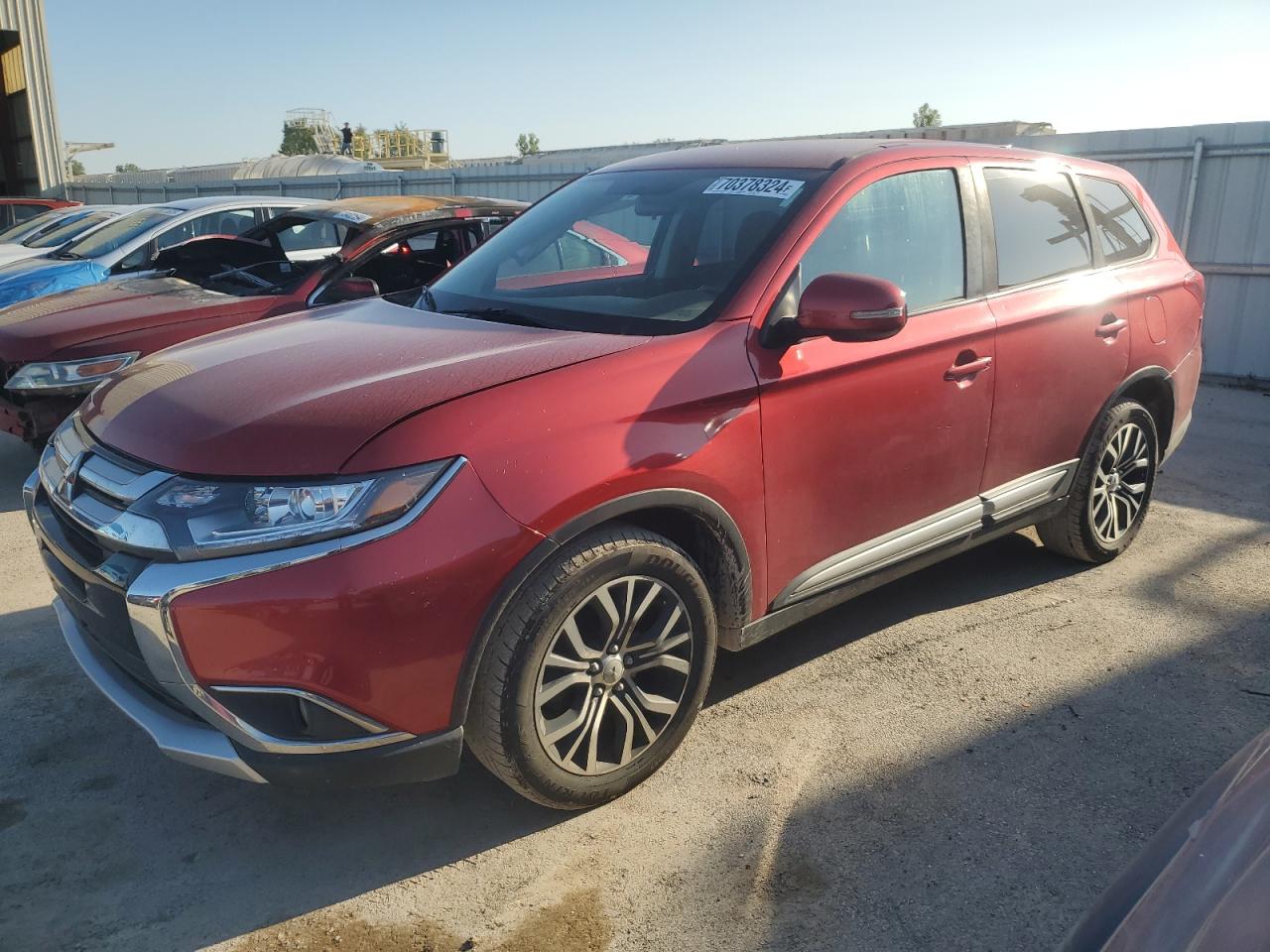 JA4AZ3A34JZ017864 2018 MITSUBISHI OUTLANDER - Image 1