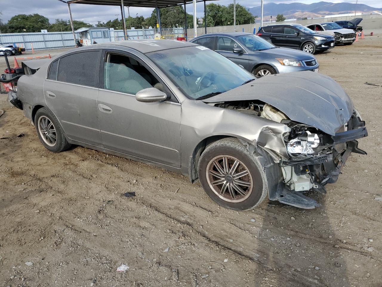 2005 Nissan Altima - Image 4