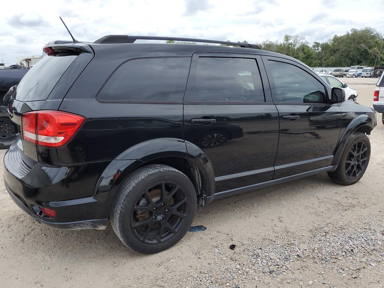 2016 Dodge Journey - Image 3