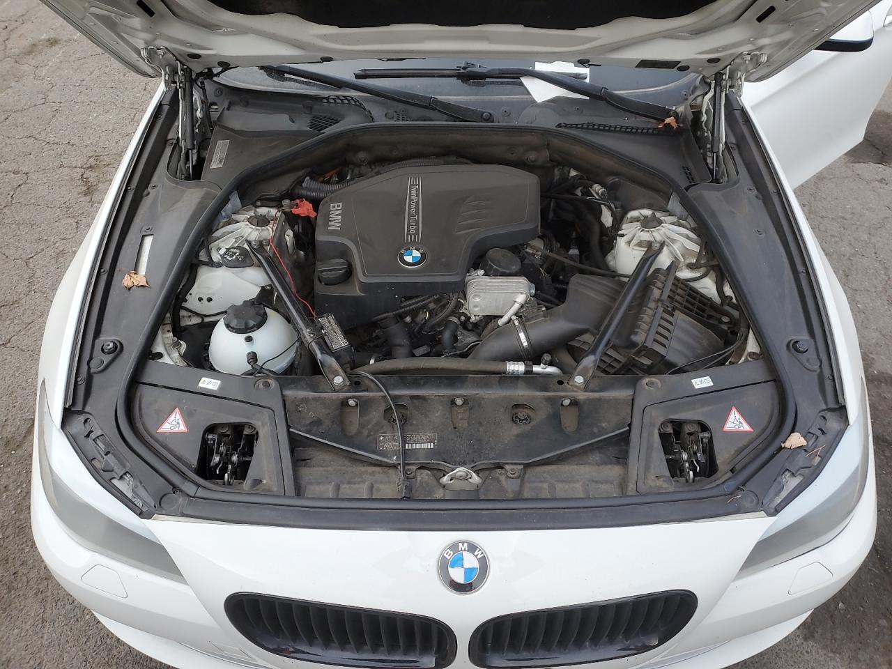 2013 BMW 528 Xi VIN: WBAXH5C58DD107319 Lot: 71980874