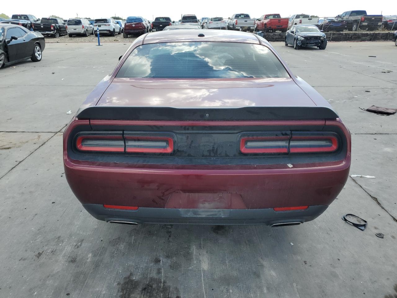 2020 Dodge Challenger Sxt VIN: 2C3CDZAG8LH110235 Lot: 71805074