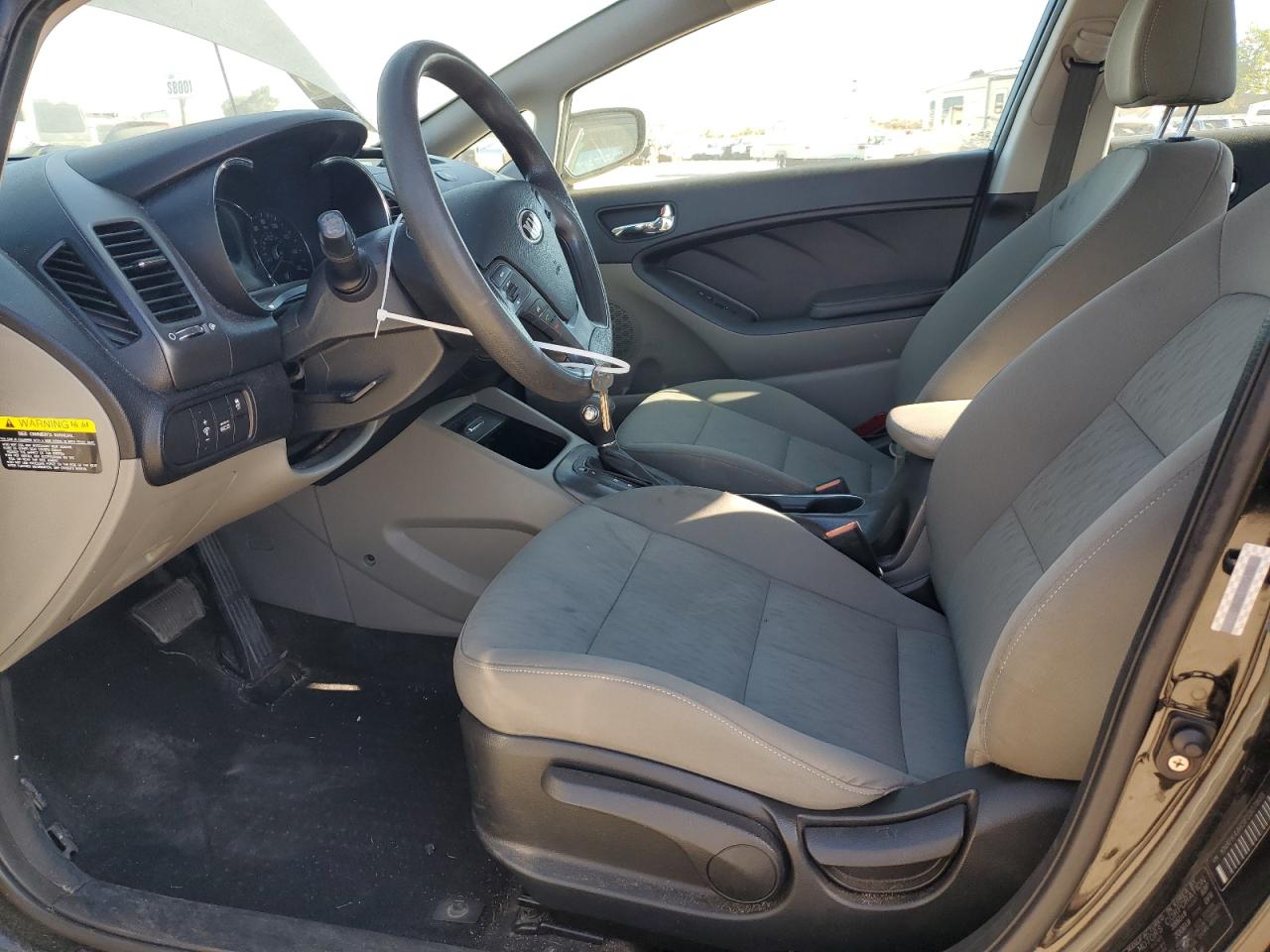2015 Kia Forte - Image 7