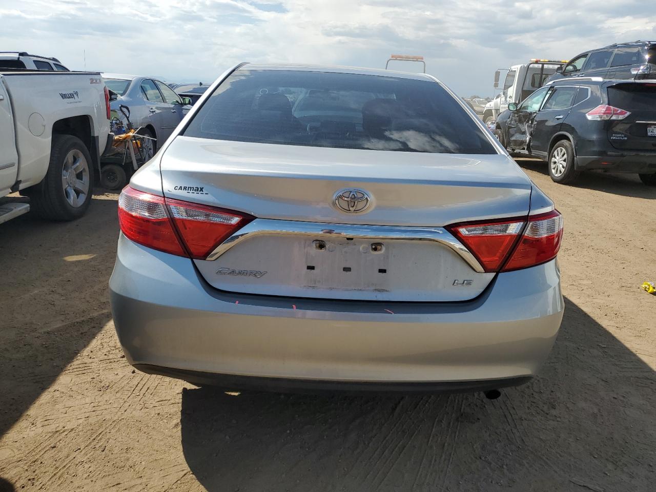 2015 Toyota Camry Le VIN: 4T1BF1FK7FU013556 Lot: 70902254