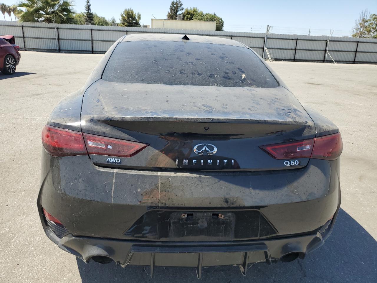 JN1EV7EL5JM391212 2018 Infiniti Q60 Luxe 300