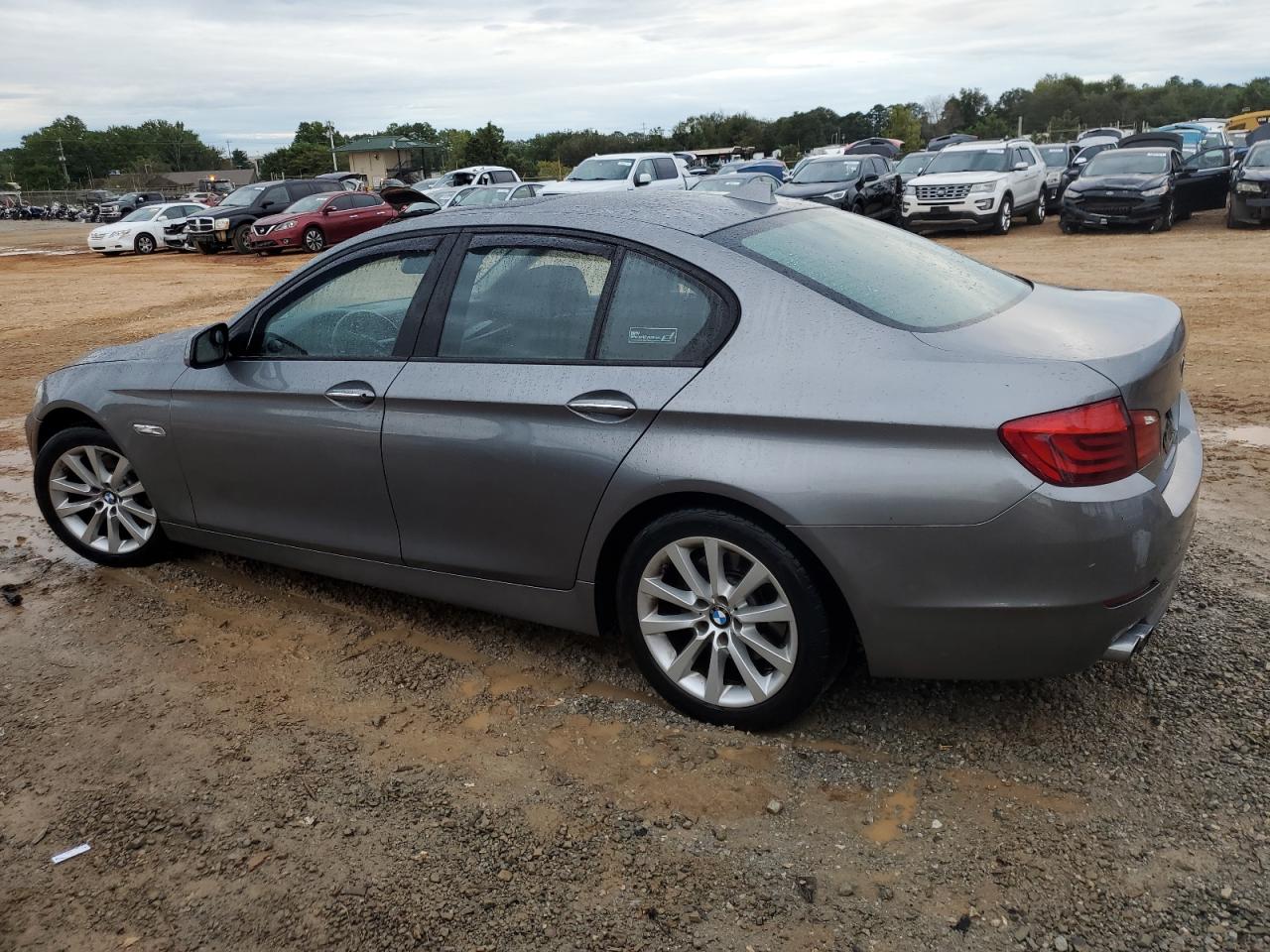 2011 BMW 5er - Image 2