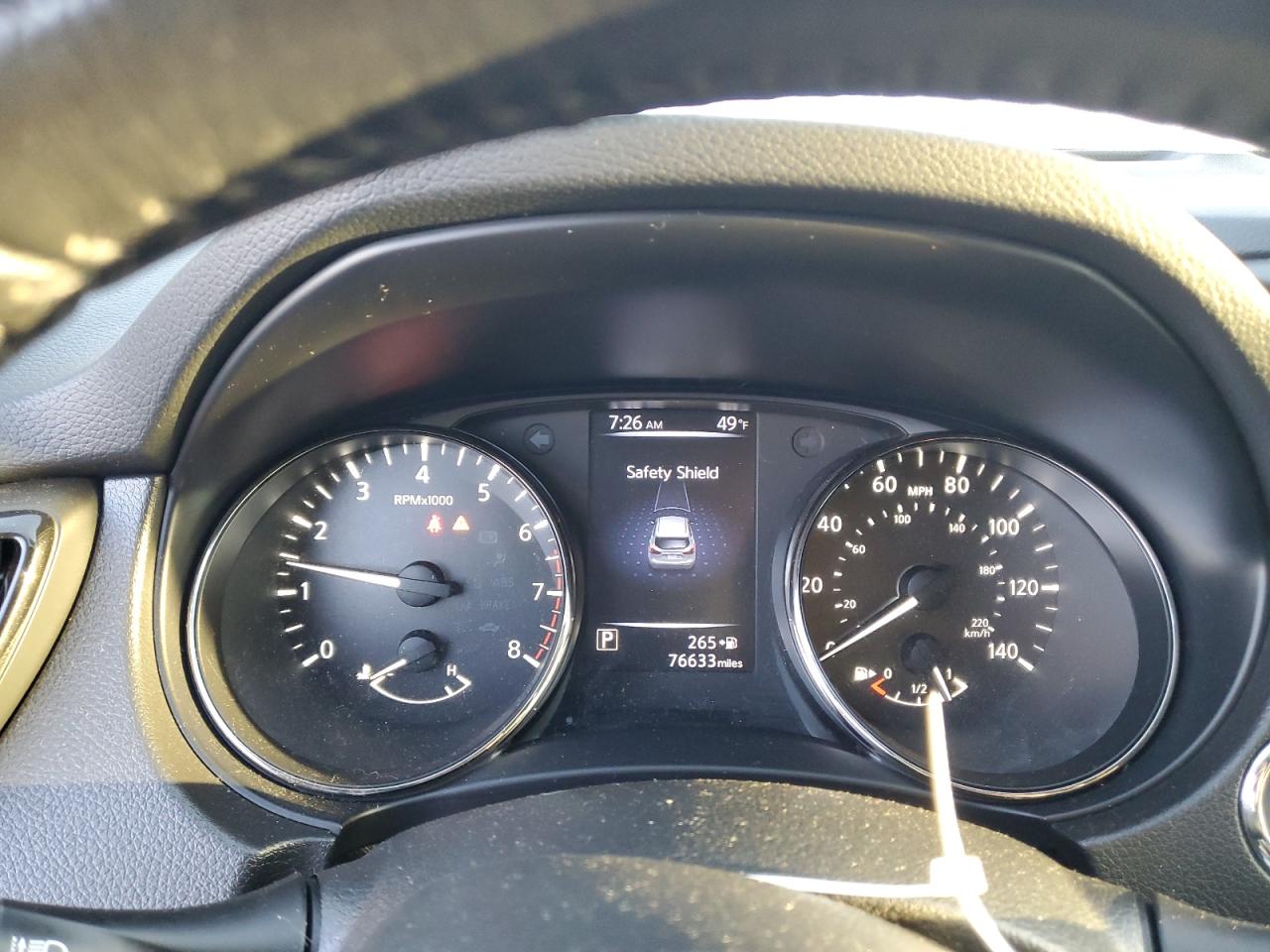 2018 Nissan Rogue - Image 9