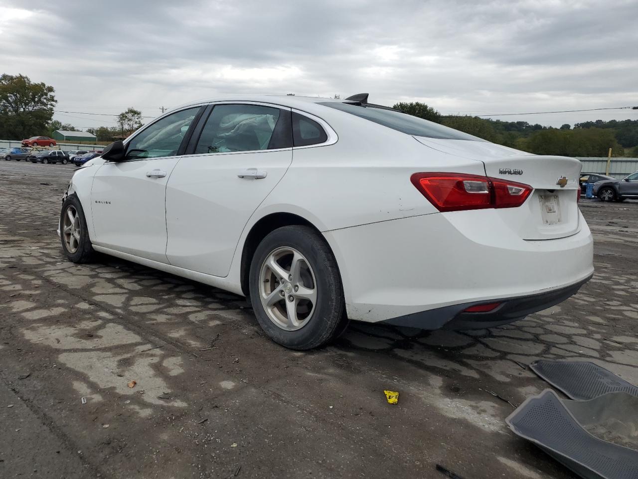 1G1ZB5STXGF233017 2016 CHEVROLET MALIBU - Image 2