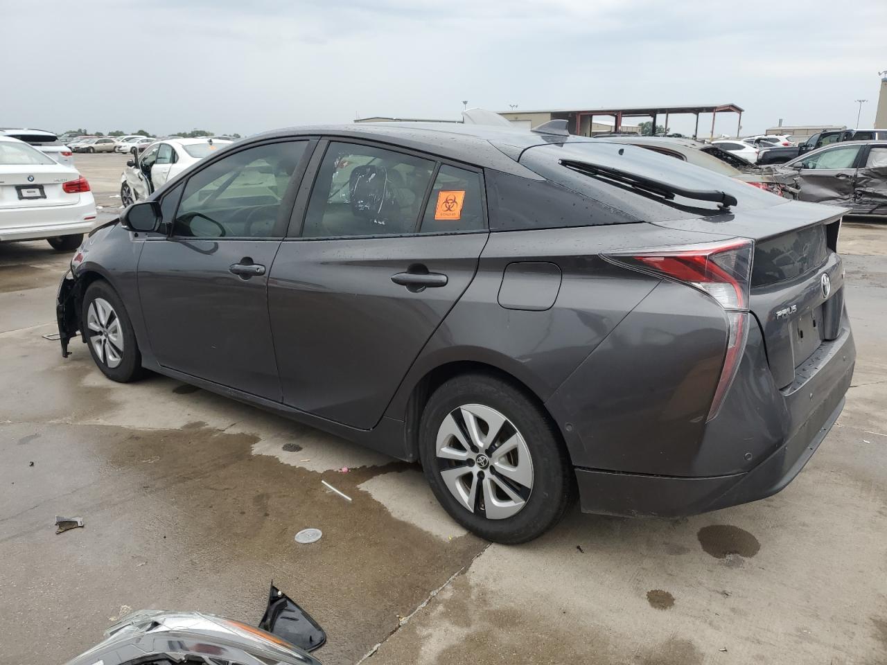 VIN JTDKARFU9J3551631 2018 TOYOTA PRIUS no.2