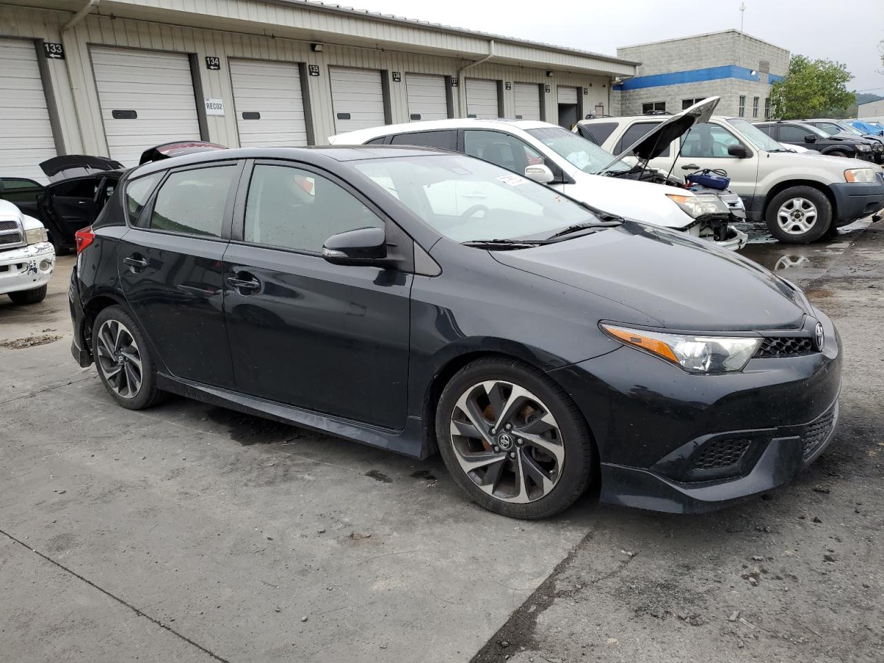 VIN JTNKARJE2JJ564969 2018 TOYOTA COROLLA no.4