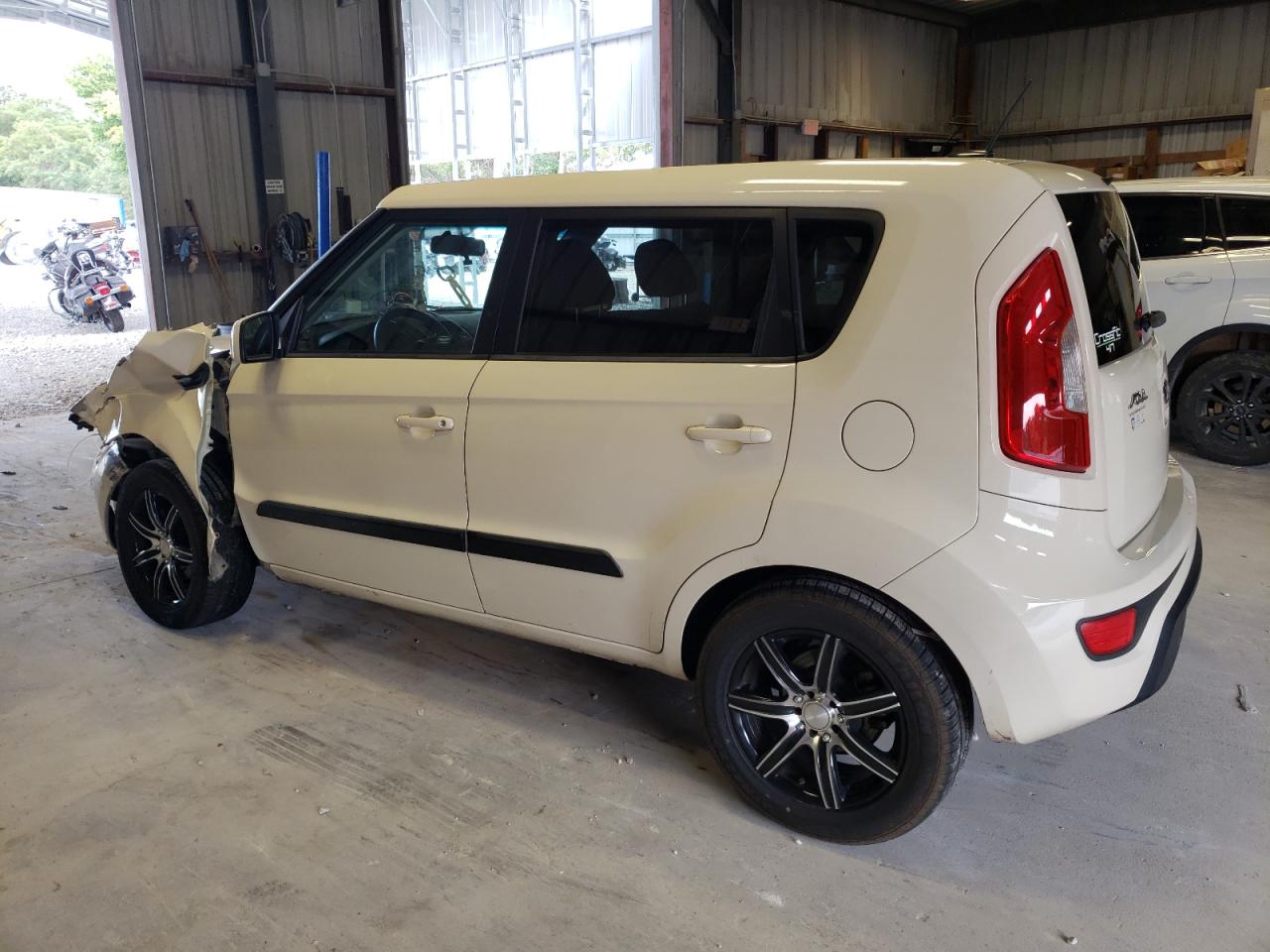 VIN KNDJT2A54D7520474 2013 KIA SOUL no.2