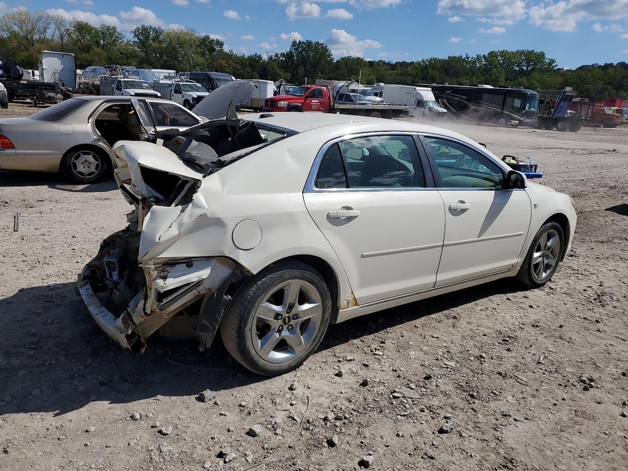 2008 Chevrolet Malibu - Image 3