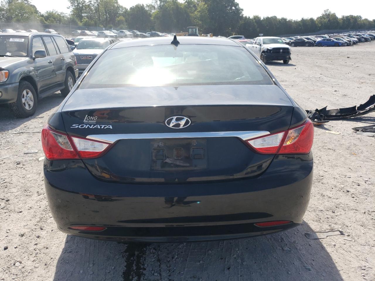 5NPEB4AC8BH208570 2011 Hyundai Sonata Gls