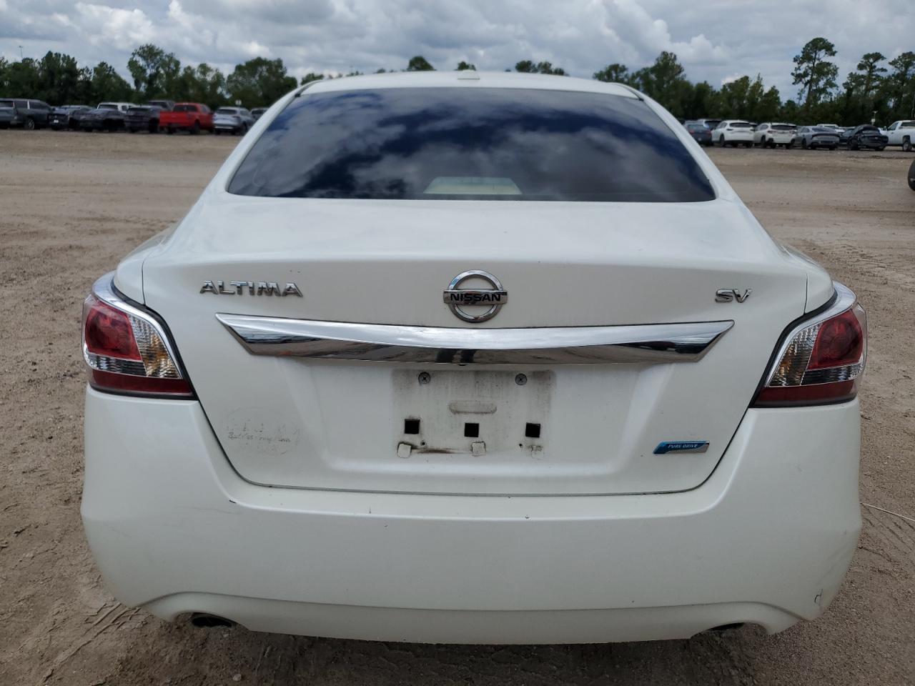 2014 Nissan Altima - Image 6